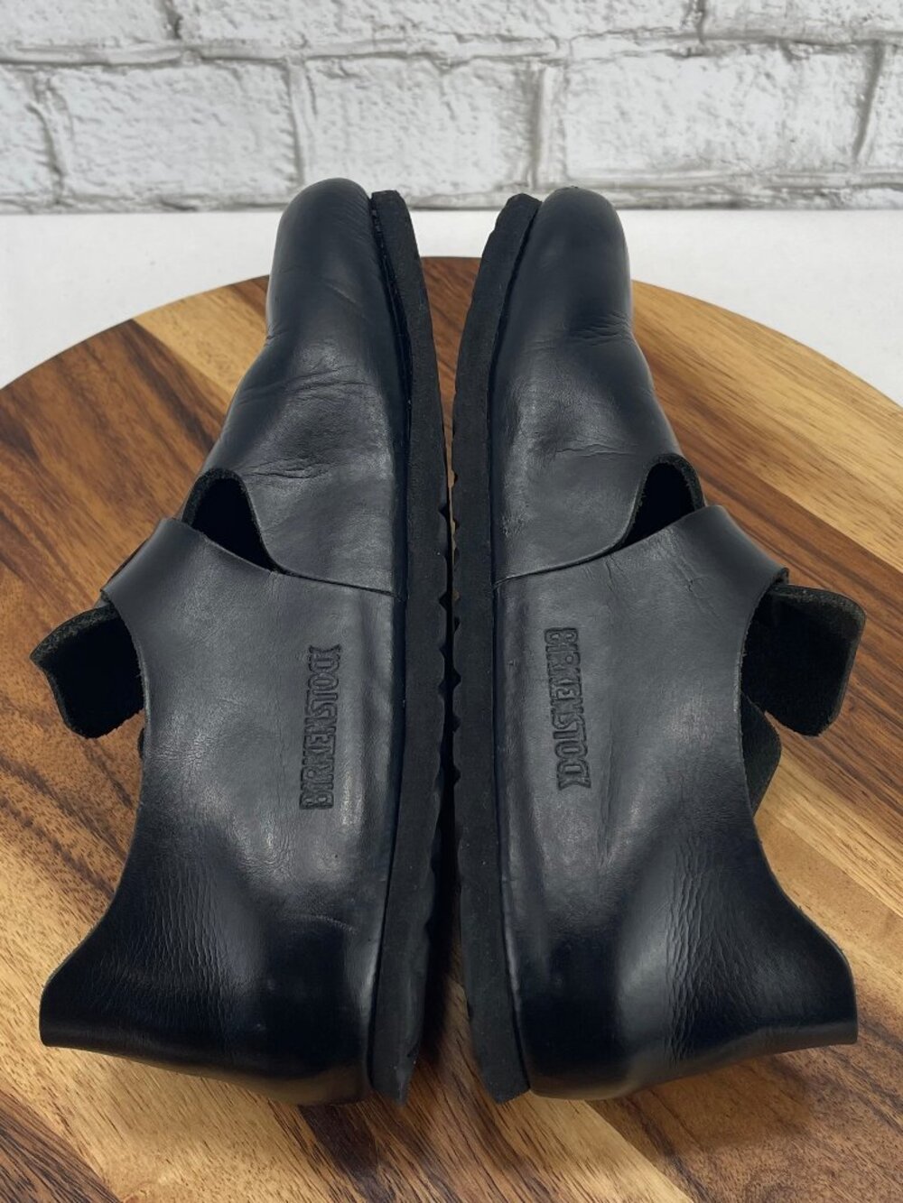 VTG Birkenstock London Womens 6/37 E Black Leather T Strap Closed Toe Shoes - Picture 12 of 16